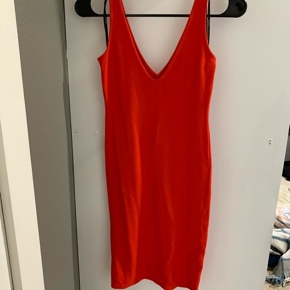 Dress - Picture 2 of 3